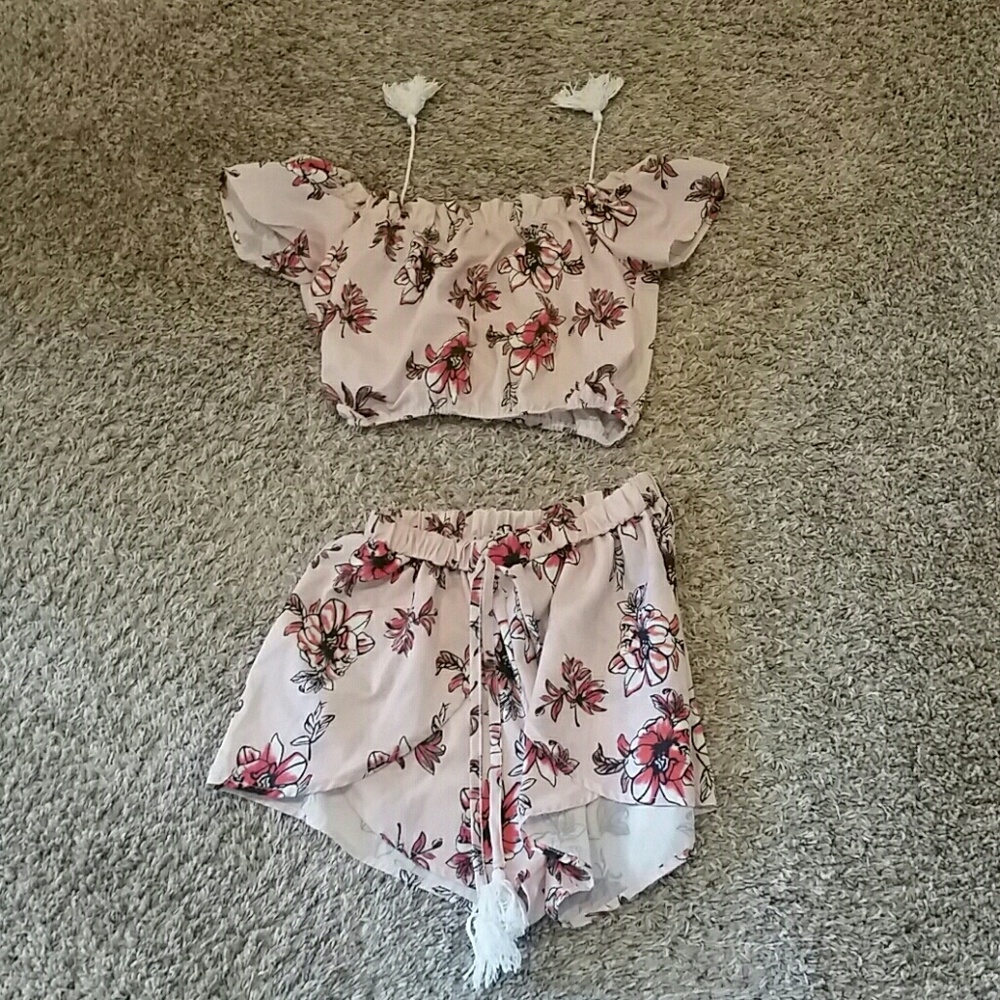 Cropped Summer Outfit